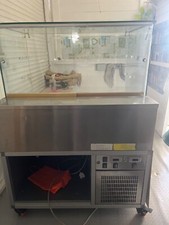 Vetrina refrigerata calda - refrigerata,