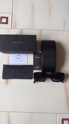 Prada occhiali sole con - prada,