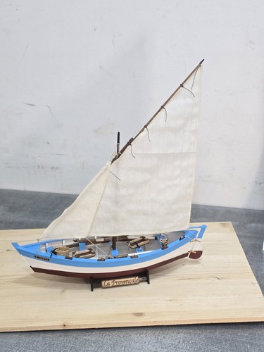 Modellino legno la - in,