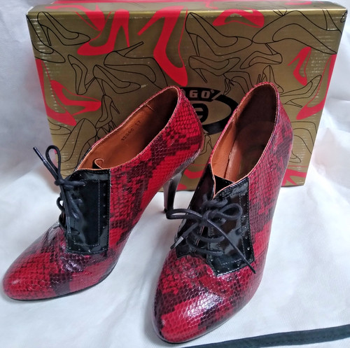 Scarpa stivali con tacco alto - scarpa-stivali,