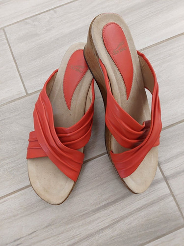 Sandalo dansko rosso - sandalo, corallo