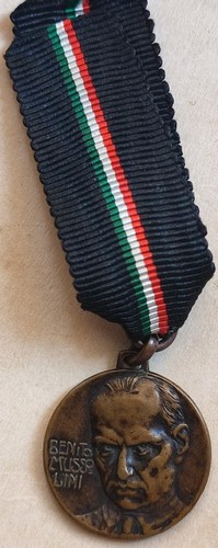 Medaglia variante marcia - marcia, su