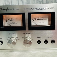 [Come nuovo] Amplificatore integrato ACCUPHASE E-202 funzionante senza bavaglio