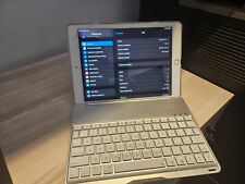 iPad Pro 9.7" 32GB - WiFi + Cell - Oro Rosa + Tastiera 