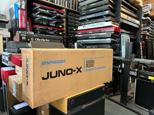 Roland juno key - 61, keyboard
