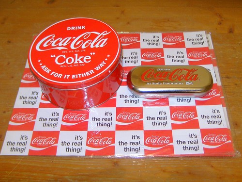 Grande scatola latta coca - grande, di
