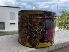 scatola biscotti in latta