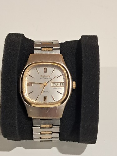 Vtg bulova accutron swiss - bulova,