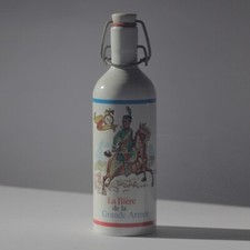 LA BIÈRE DE LA GRANDE ARMÉE  Bottiglia di birra in metallo Vintage Collezionismo