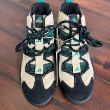 Nuove scarpe adidas - scarpe, equipment