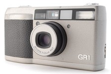 【LEGGI QUASI NUOVO】Ricoh GR1 Silver Point & Shoot fotocamera pellicola 35 mm dal GIAPPONE