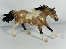 Breyer Classics - Frolicking