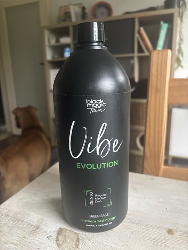 Black magic tan vibe - black, green