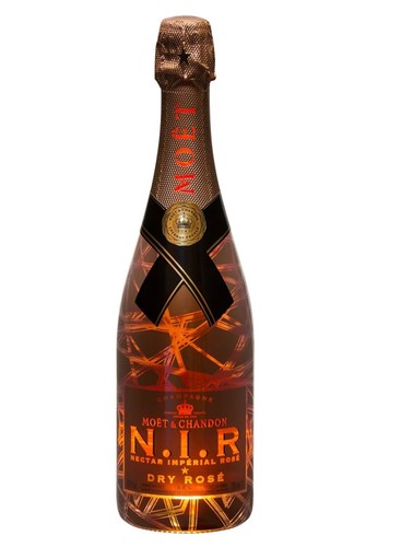 Moet nir - moet,