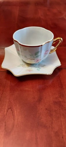 Tazza caffè con piattino - tazza,
