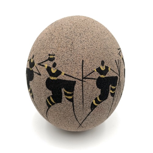 Ostrich egg sand - ostrich, rock
