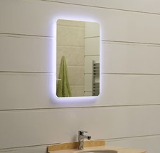 Specchio luminoso moderno