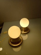 Coppia di lampade da tavolo design anni 60 mod Glow Ball in ottone brunito Flos 