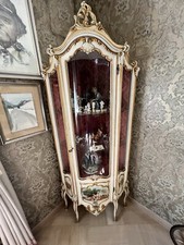 Mobile/vetrinetta in stile