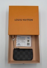 Louis Vuitton Damier Pochette