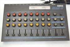 Mixer stereo Korg KMX-8 - 100V
