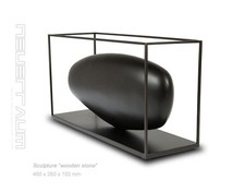 Scultura d'arte moderna "Pietra di legno". 46 x 26 cm.