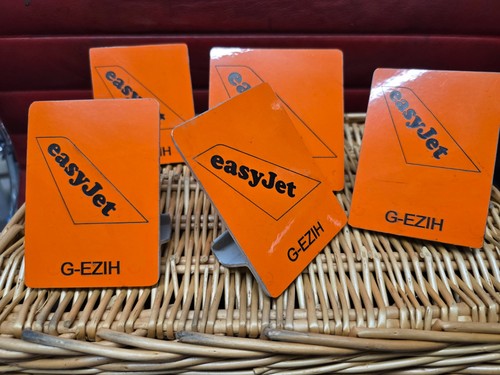 Easyjet airbus a319 - ex-,