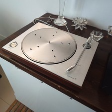 Giradischi Beogram 1203 type 5239 Bang & Olufsen,  completo di coperchio