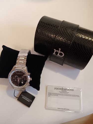 Orologio elegante nuovo