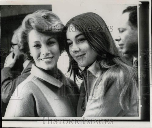 Press photo romina - press,