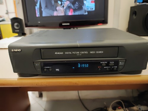 Videoregistratore vhs sanyo - vhs,