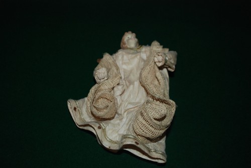 Resin angel with