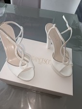 Scarpe da sposa nuove con