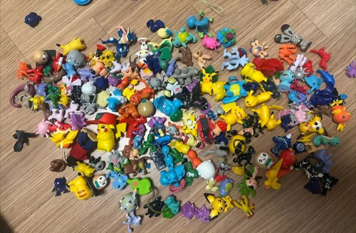 Lotto 110 figurine pokemon - 110,