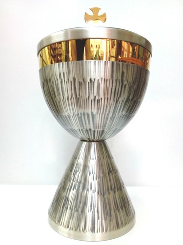 Pisside liturgica con