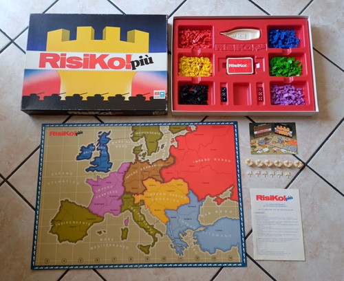 Risiko più gioco in - gioco,
