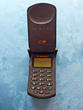 Motorola StarTAC vintage con 2 batterie  NON TESTATO privo di caricabatteria