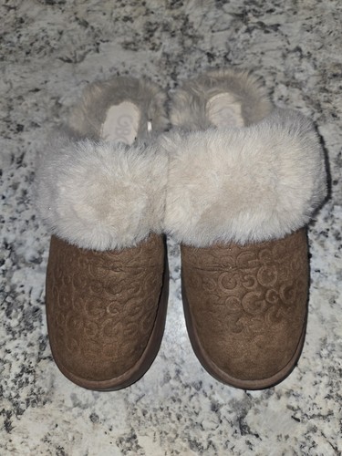 Pantofole camoscio goffrato - in,