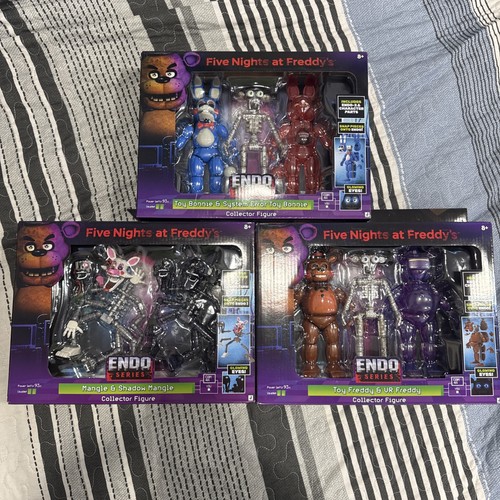 Five nights freddy action - at, freddy's