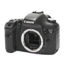 Canon EOS 7D circa 31.000
