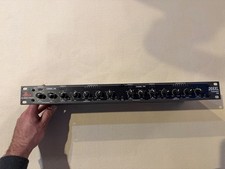 Compressore/cancello/limitator