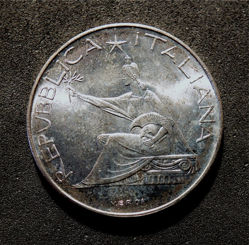 Italy 1961 500 lire - -,