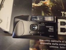 Fotocamera Analogica Kyocera Yashika Patio 35mm con auto-focus e flash