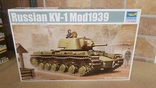 Trumpeter 01561 Russian KV-1