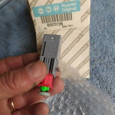 INTERRUTTORE PEDALE FRIZIONE FIAT SEDICI GRANDE PUNTO ORIGINALE 55701396