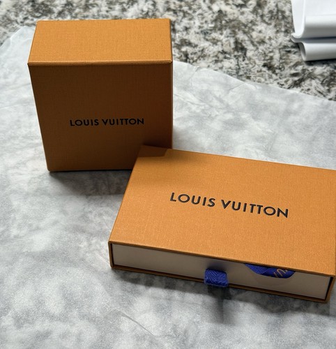 Louis vuitton confezione - louis,