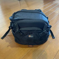 Borsa vita fotocamera Lowepro