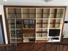 Mobile soggiorno legno massello colore avorio e ciliegio buone condizioni