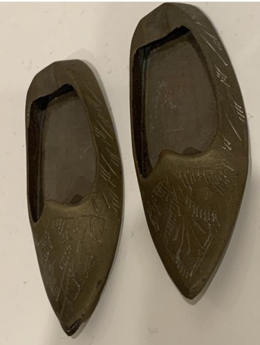 Coppia scarpe ottone - coppia,