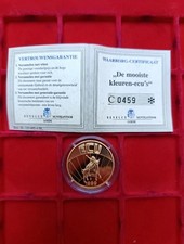 Medaglia ECU Europa 1999 placcata oro, conservata nella sua capsula originale. 